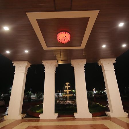 Saubhagya Inn International Lucknow Bagian luar foto