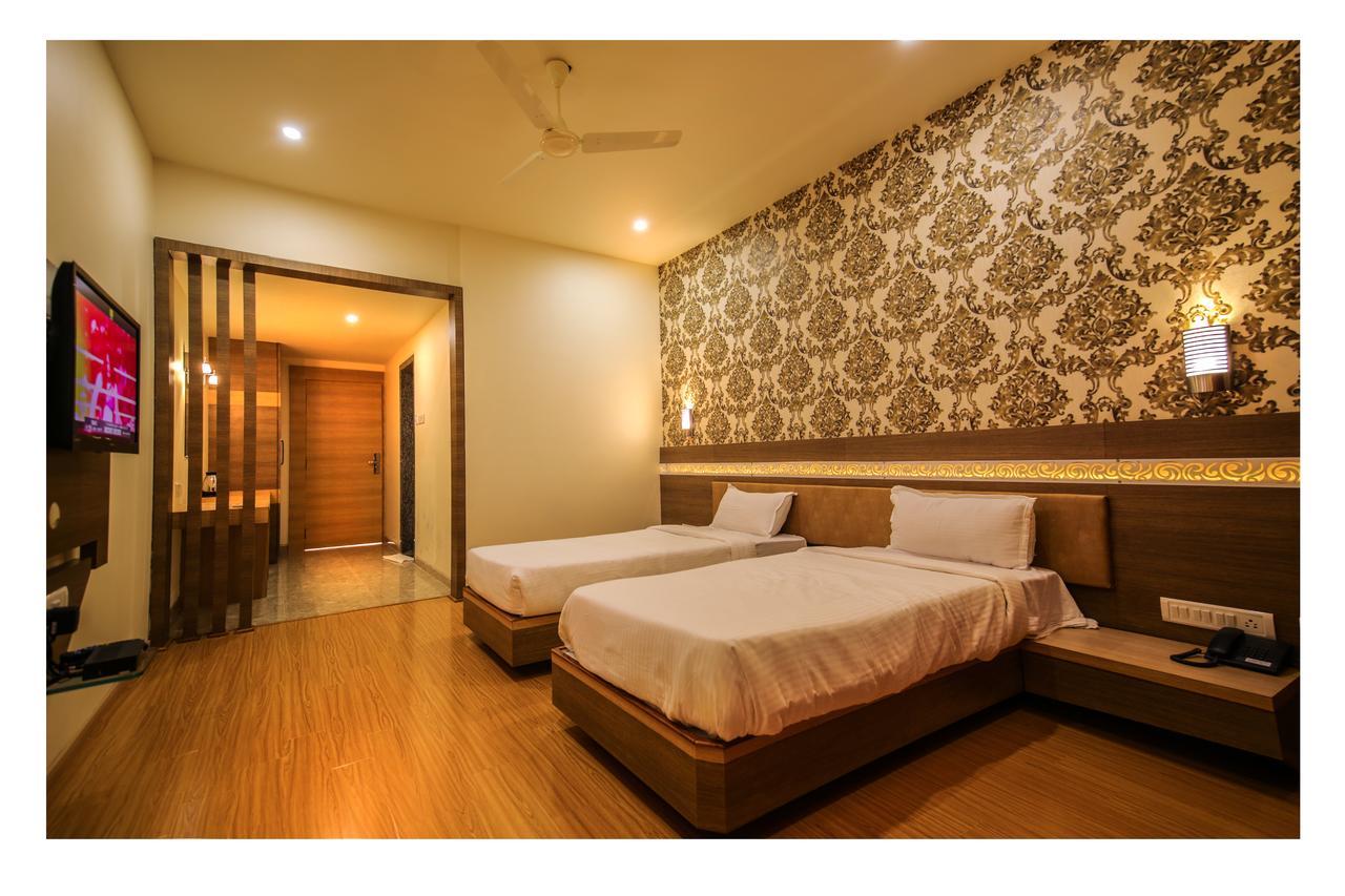 Saubhagya Inn International Lucknow Bagian luar foto